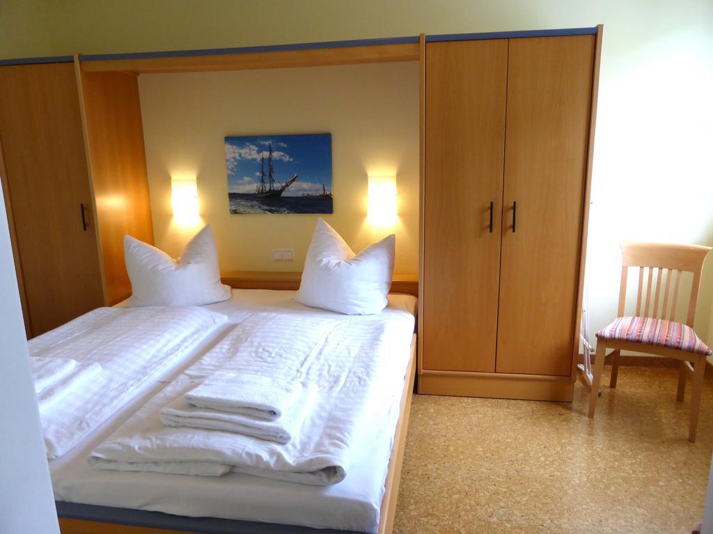 Strandlaeufer Im Haus Strelasund Binz Bagian luar foto